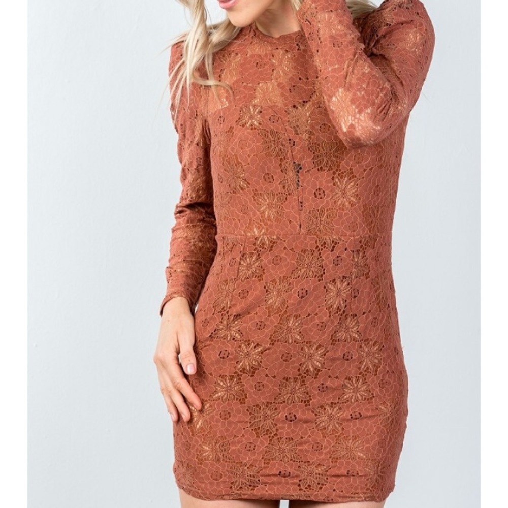 Floral Lace Mini Dress - Picture 3 of 5